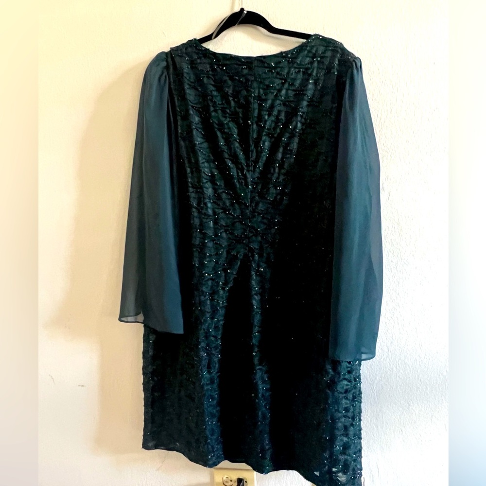 Plus green Beautiful dress for plus size women.